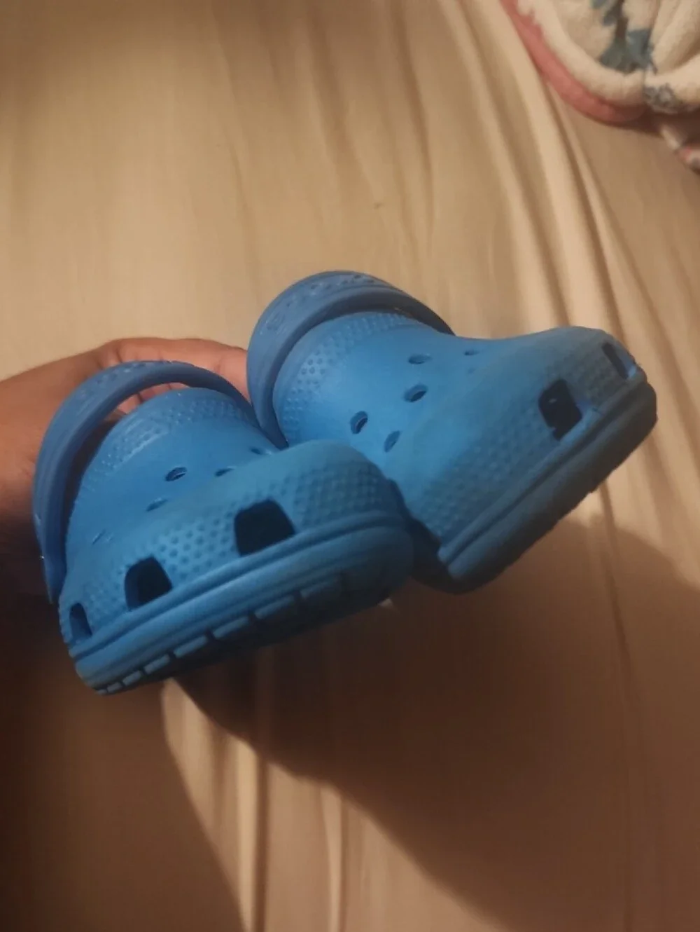 CROCS Kids Classic Clog in Bright Blue